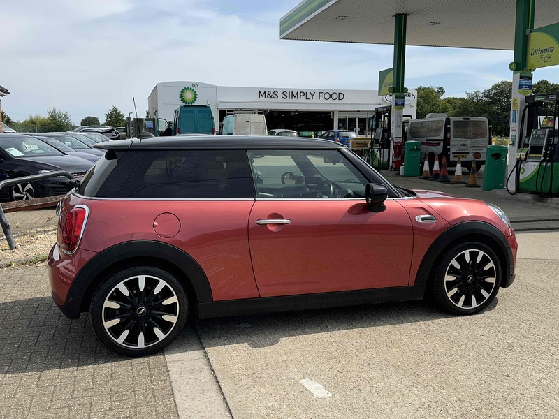 MINI Hatch Hatch 1.5 Cooper Exclusive Steptronic Euro 6 (s/s) 3dr - U10002958