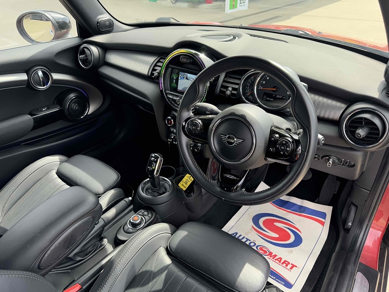 MINI Hatch Hatch 1.5 Cooper Exclusive Steptronic Euro 6 (s/s) 3dr - U10002958