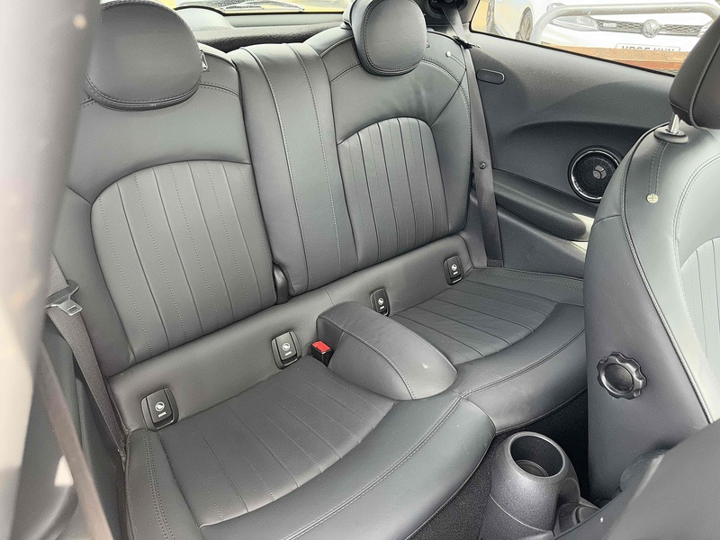 MINI Hatch Hatch 1.5 Cooper Exclusive Steptronic Euro 6 (s/s) 3dr - U10002958