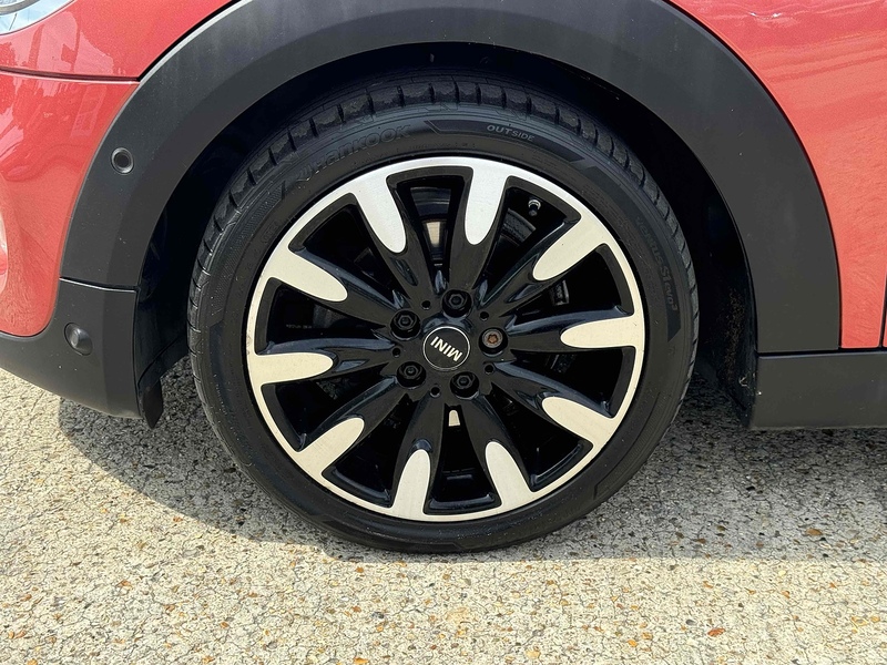 MINI Hatch Hatch 1.5 Cooper Exclusive Steptronic Euro 6 (s/s) 3dr - U10002958