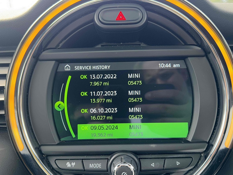 MINI Hatch Hatch 1.5 Cooper Exclusive Steptronic Euro 6 (s/s) 3dr - U10002958