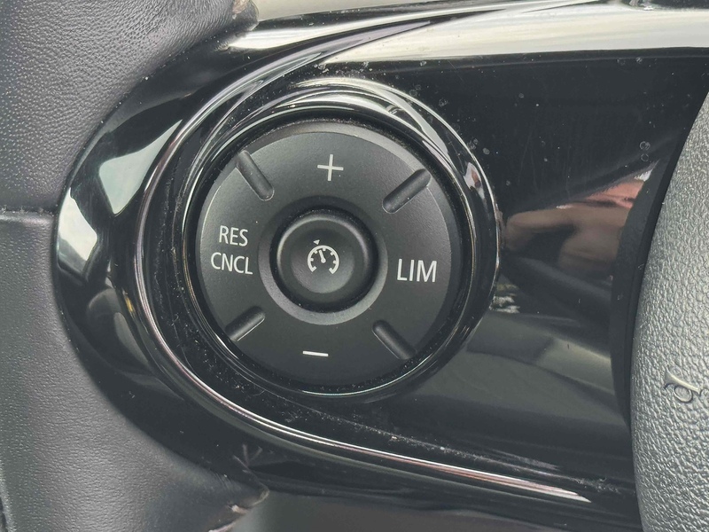 MINI Hatch Hatch 1.5 Cooper Exclusive Steptronic Euro 6 (s/s) 3dr - U10002958