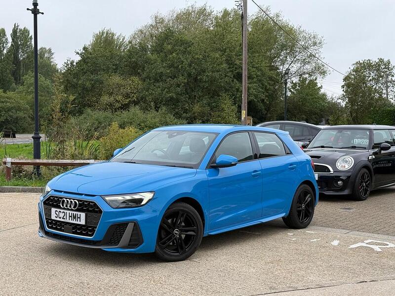 Audi A1 1.0 TFSI 30 S line Sportback S Tronic Euro 6 (s/s) 5dr - U10002961
