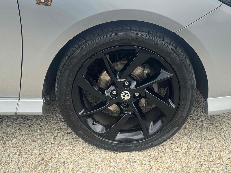 Vauxhall Corsa Corsa 1.4i ecoTEC SRi VX Line Nav Black Euro 6 5dr - U10002968