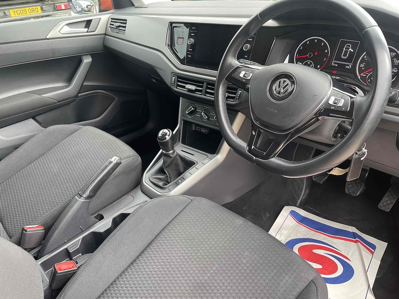 Volkswagen Polo 1.0 SE Hatchback 5dr Petrol Manual Euro 6 (s/s) (65 ps) - U10002972