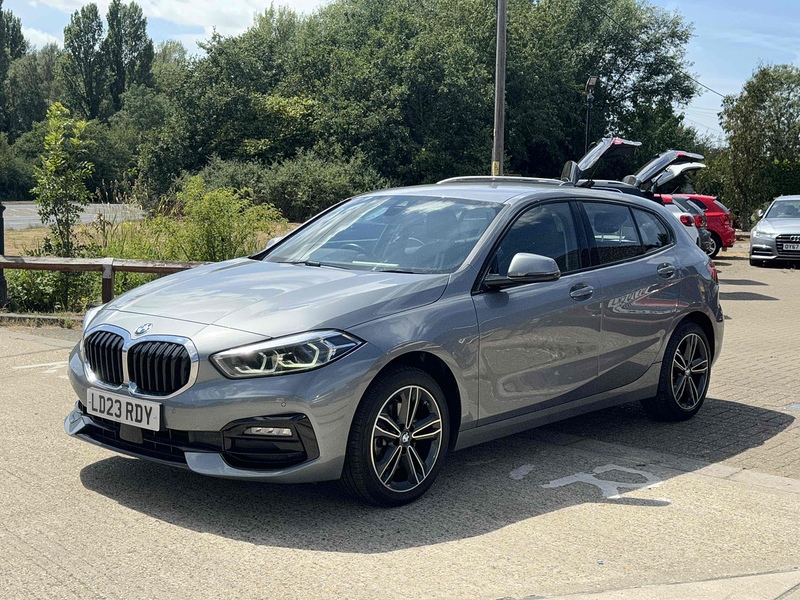 BMW 1 Series 1 Series 1.5 118i Sport (LCP) DCT Euro 6 (s/s) 5dr - U10002973