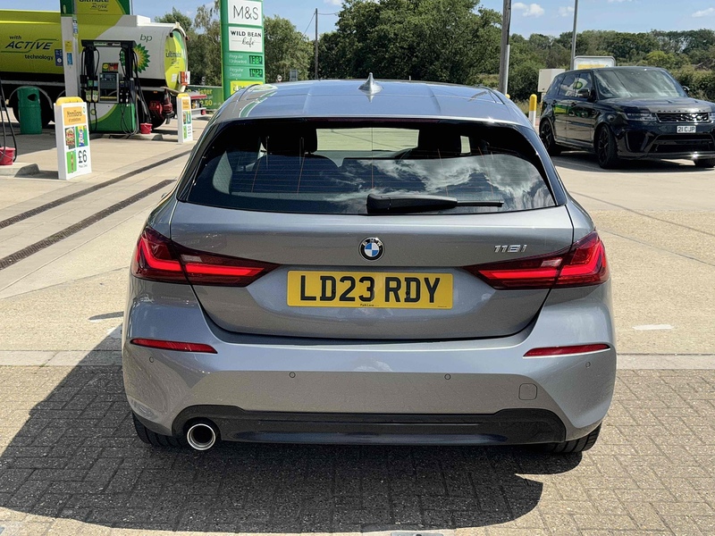 BMW 1 Series 1 Series 1.5 118i Sport (LCP) DCT Euro 6 (s/s) 5dr - U10002973