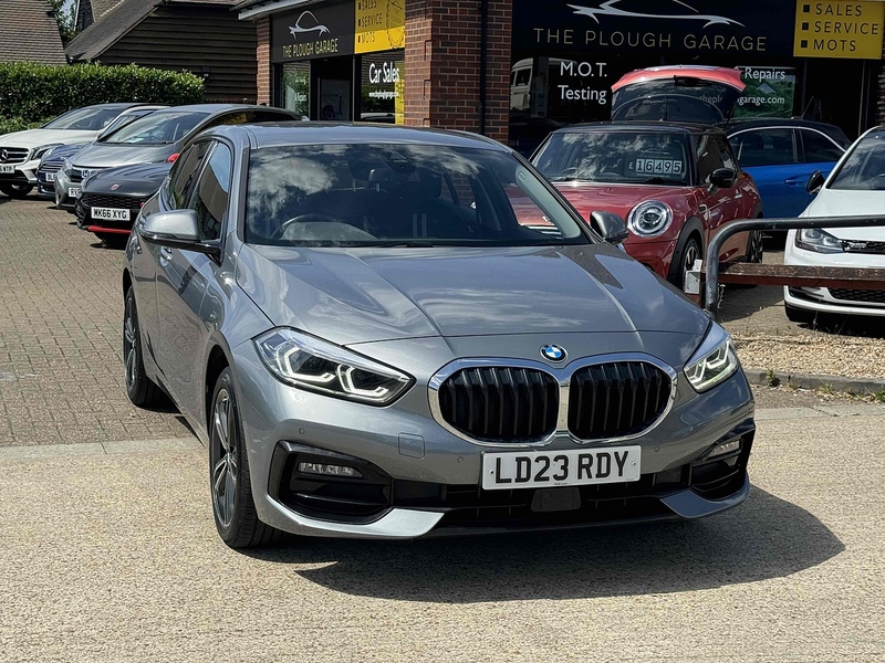 BMW 1 Series 1 Series 1.5 118i Sport (LCP) DCT Euro 6 (s/s) 5dr - U10002973