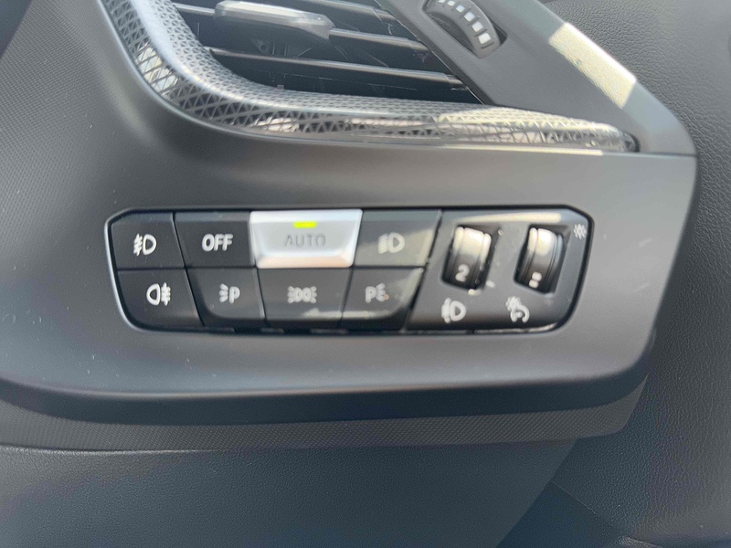 BMW 1 Series 1 Series 1.5 118i Sport (LCP) DCT Euro 6 (s/s) 5dr - U10002973