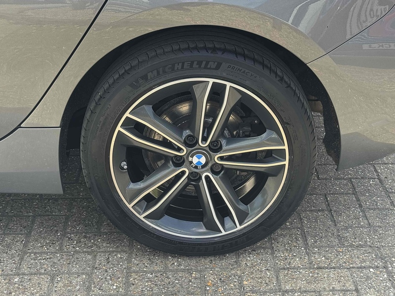 BMW 1 Series 1 Series 1.5 118i Sport (LCP) DCT Euro 6 (s/s) 5dr - U10002973