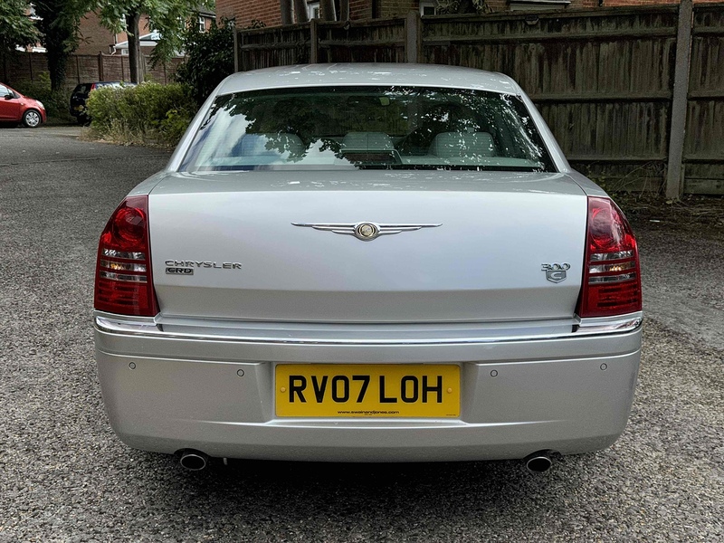Chrysler 300C 3.0 CRD V6 Saloon 4dr Diesel Automatic (215 g/km, 218 bhp) - U10002983