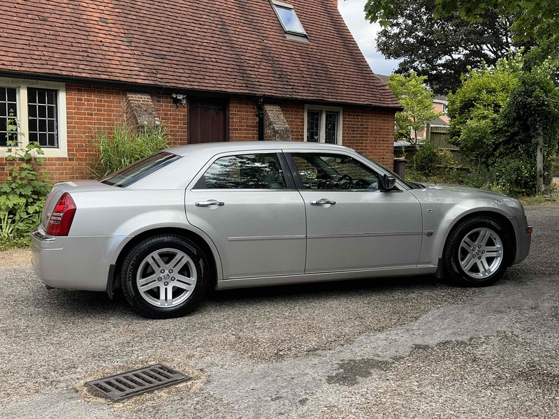 Chrysler 300C 3.0 CRD V6 Saloon 4dr Diesel Automatic (215 g/km, 218 bhp) - U10002983