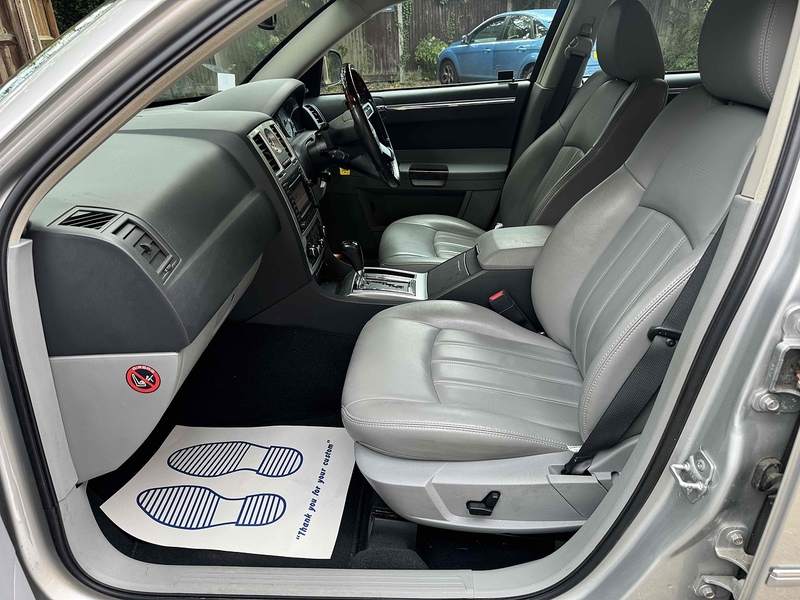 Chrysler 300C 3.0 CRD V6 Saloon 4dr Diesel Automatic (215 g/km, 218 bhp) - U10002983