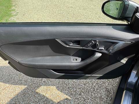 Jaguar F-Type F-Type 3.0 V6 R-Dynamic Auto Euro 6 (s/s) 2dr - U10002989