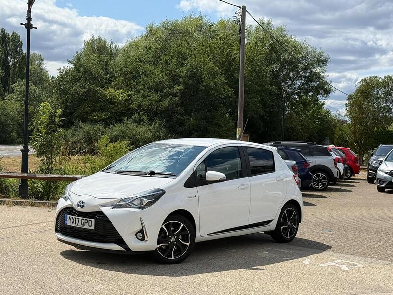 Toyota Yaris Yaris 1.5 VVT-h Design E-CVT Euro 6 (s/s) 5dr - U10002992