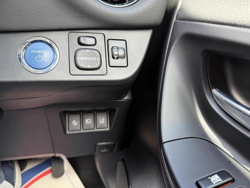 Toyota Yaris Yaris 1.5 VVT-h Design E-CVT Euro 6 (s/s) 5dr - U10002992