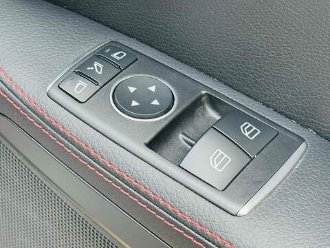 Mercedes-Benz SLC SLC 2.0 SLC300 AMG Line G-Tronic Euro 6 (s/s) 2dr - U10003000