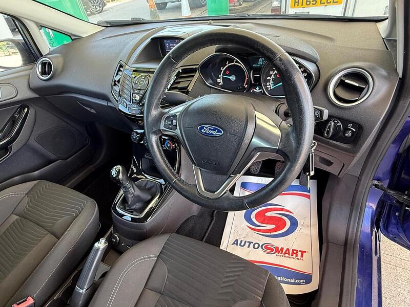 Ford Fiesta 1.25 Zetec Hatchback 5dr Petrol Manual Euro 6 (82 ps) - U10003003