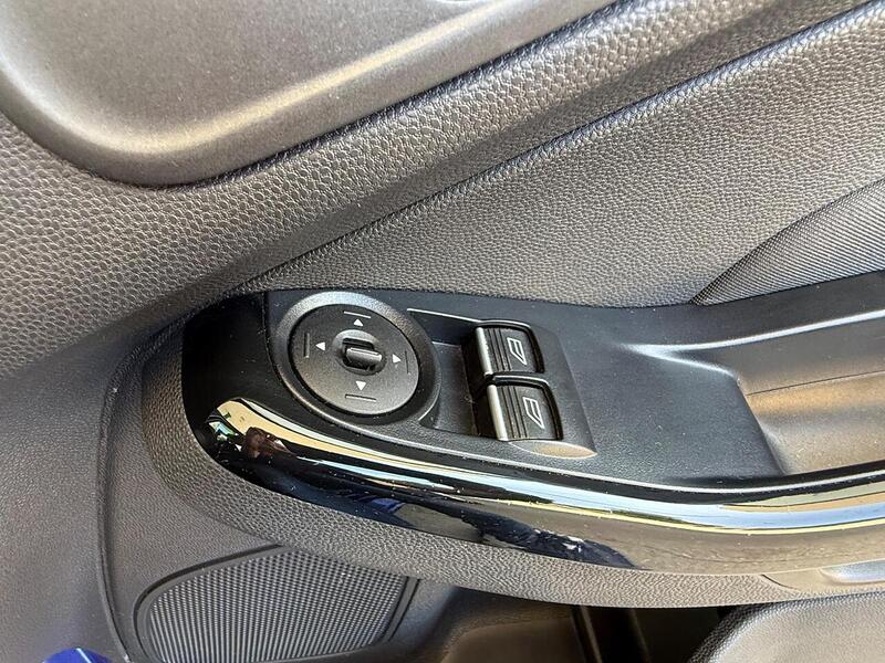 Ford Fiesta 1.25 Zetec Hatchback 5dr Petrol Manual Euro 6 (82 ps) - U10003003