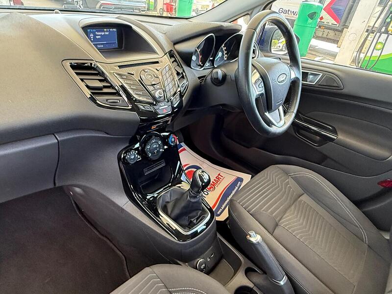 Ford Fiesta 1.25 Zetec Hatchback 5dr Petrol Manual Euro 6 (82 ps) - U10003003
