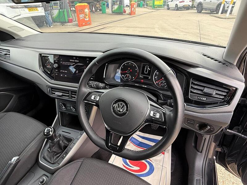 Volkswagen Polo 1.0 EVO SE Hatchback 5dr Petrol Manual Euro 6 (s/s) (80 ps) - U10003006