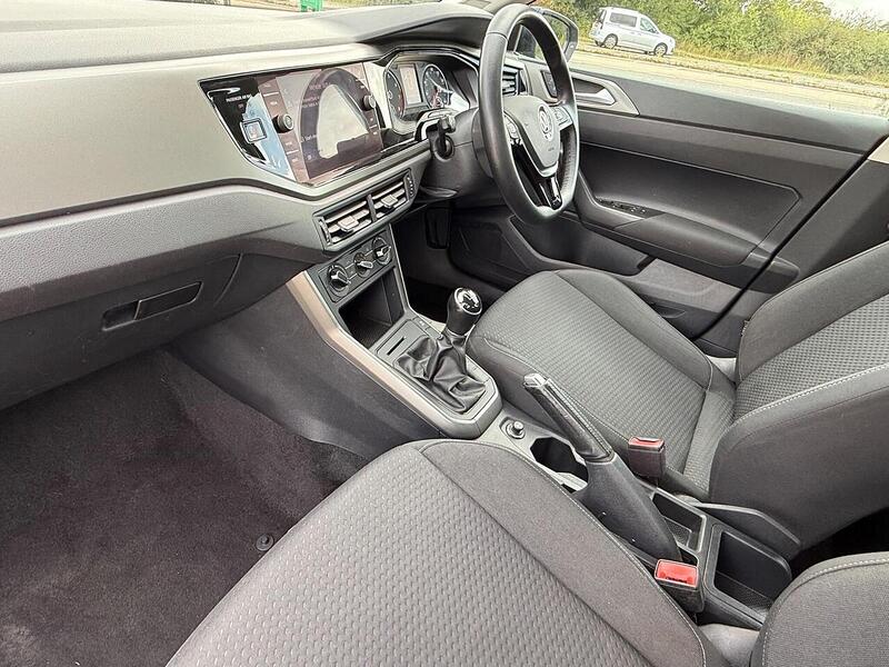 Volkswagen Polo 1.0 EVO SE Hatchback 5dr Petrol Manual Euro 6 (s/s) (80 ps) - U10003006