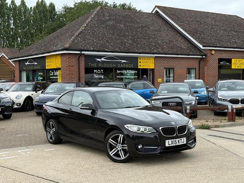 BMW 2 Series 2.0 220i Sport Coupe 2dr Petrol Auto Euro 6 (s/s) (184 ps) - U10003011