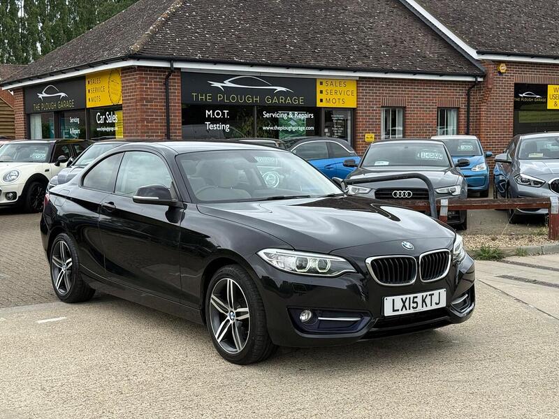 BMW 2 Series 2.0 220i Sport Coupe 2dr Petrol Auto Euro 6 (s/s) (184 ps) - U10003011