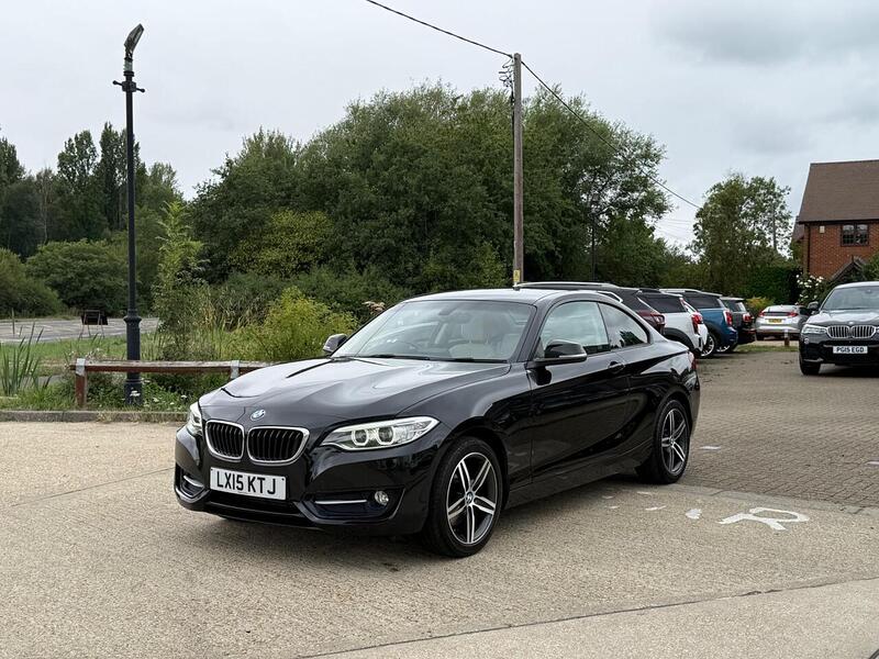 BMW 2 Series 2.0 220i Sport Coupe 2dr Petrol Auto Euro 6 (s/s) (184 ps) - U10003011