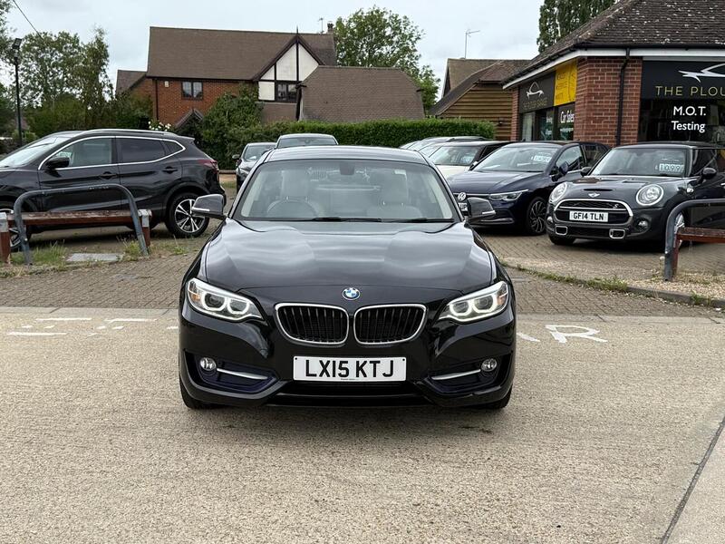BMW 2 Series 2.0 220i Sport Coupe 2dr Petrol Auto Euro 6 (s/s) (184 ps) - U10003011