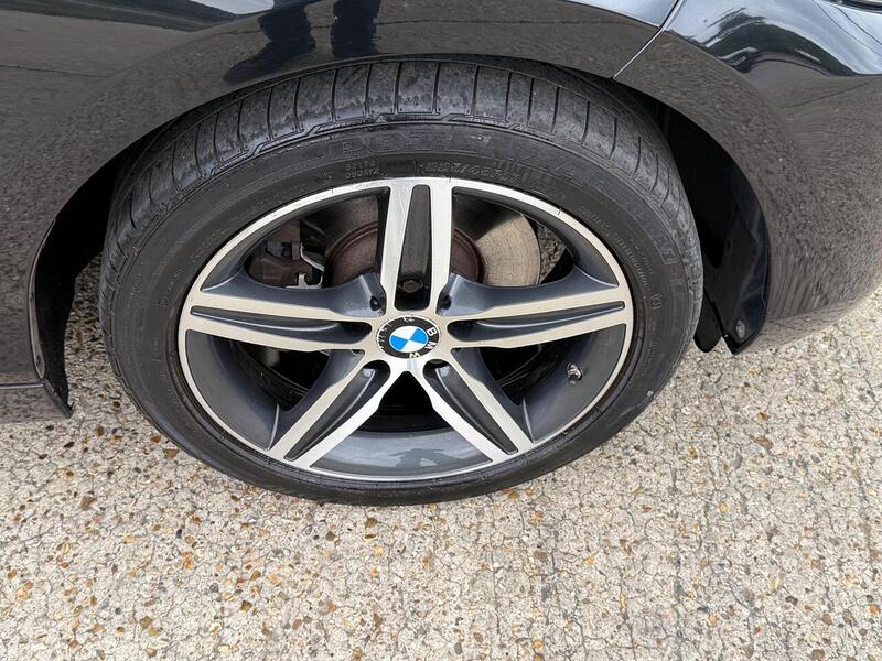 BMW 2 Series 2.0 220i Sport Coupe 2dr Petrol Auto Euro 6 (s/s) (184 ps) - U10003011