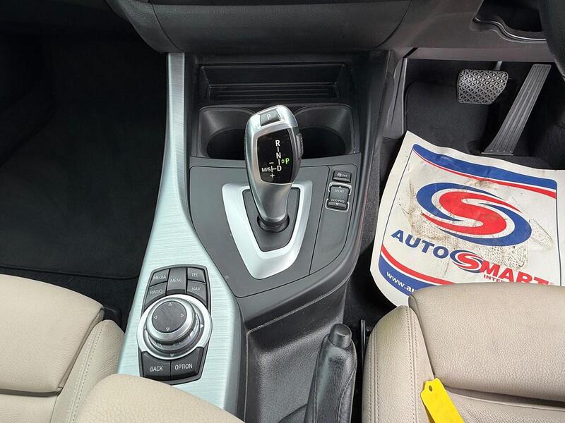BMW 2 Series 2.0 220i Sport Coupe 2dr Petrol Auto Euro 6 (s/s) (184 ps) - U10003011