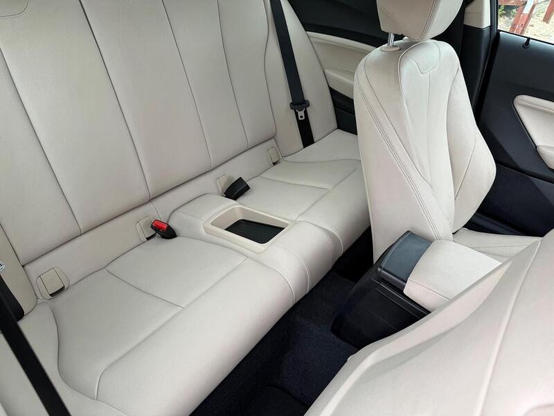 BMW 2 Series 2.0 220i Sport Coupe 2dr Petrol Auto Euro 6 (s/s) (184 ps) - U10003011