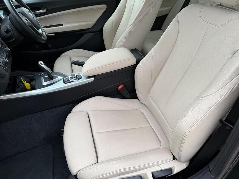 BMW 2 Series 2.0 220i Sport Coupe 2dr Petrol Auto Euro 6 (s/s) (184 ps) - U10003011