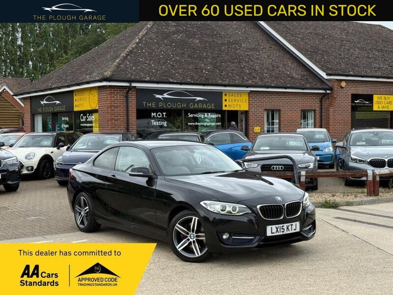 BMW 2 Series 2.0 220i Sport Coupe 2dr Petrol Auto Euro 6 (s/s) (184 ps) - U10003011