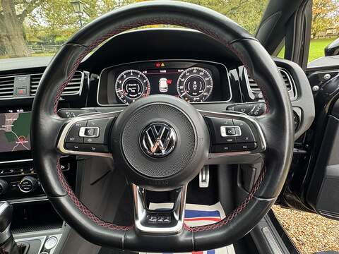 Volkswagen Golf 2.0 TSI GPF GTI Performance Hatchback 5dr Petrol DSG Euro 6 (s/s) (245 ps) - U10003013