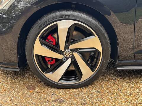 Volkswagen Golf 2.0 TSI GPF GTI Performance Hatchback 5dr Petrol DSG Euro 6 (s/s) (245 ps) - U10003013