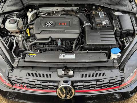 Volkswagen Golf 2.0 TSI GPF GTI Performance Hatchback 5dr Petrol DSG Euro 6 (s/s) (245 ps) - U10003013