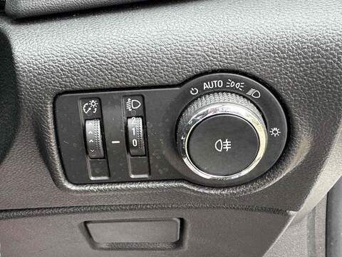 Vauxhall Astra GTC 2.0T VXR Coupe 3dr Petrol Manual Euro 5 (s/s) (280 ps) - U10003016