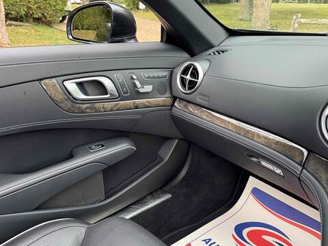 Mercedes-Benz SL 3.5 SL350 V6 BlueEfficiency Convertible 2dr Petrol G-Tronic Euro 5 (s/s) (306 ps) - U10003023