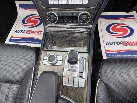 Mercedes-Benz SL 3.5 SL350 V6 BlueEfficiency Convertible 2dr Petrol G-Tronic Euro 5 (s/s) (306 ps) - U10003023