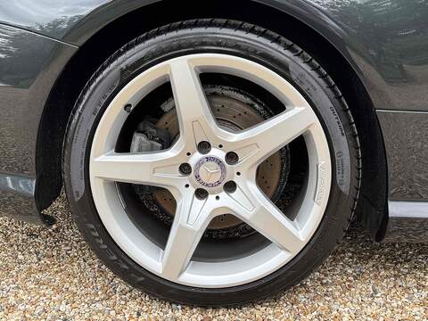 Mercedes-Benz SL 3.5 SL350 V6 BlueEfficiency Convertible 2dr Petrol G-Tronic Euro 5 (s/s) (306 ps) - U10003023