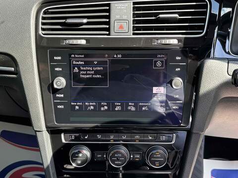 Volkswagen Golf 2.0 TSI R Hatchback 5dr Petrol DSG 4Motion Euro 6 (s/s) (310 ps) - U10003028