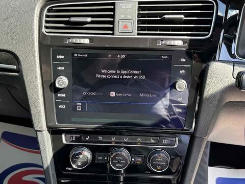 Volkswagen Golf 2.0 TSI R Hatchback 5dr Petrol DSG 4Motion Euro 6 (s/s) (310 ps) - U10003028