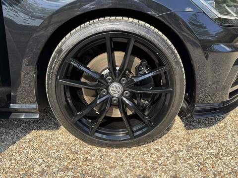 Volkswagen Golf 2.0 TSI R Hatchback 5dr Petrol DSG 4Motion Euro 6 (s/s) (310 ps) - U10003028