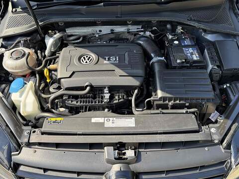 Volkswagen Golf 2.0 TSI R Hatchback 5dr Petrol DSG 4Motion Euro 6 (s/s) (310 ps) - U10003028