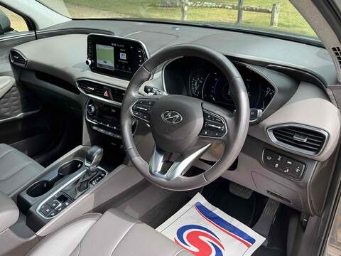 Hyundai Santa Fe 2.2 CRDi Premium SE SUV 5dr Diesel Auto 4WD Euro 6 (s/s) 7 Seat (200 ps) - U10003031