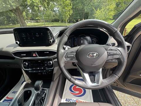 Hyundai Santa Fe 2.2 CRDi Premium SE SUV 5dr Diesel Auto 4WD Euro 6 (s/s) 7 Seat (200 ps) - U10003031