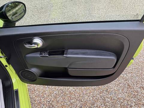 Abarth 595 1.4 T-Jet Competizione 70th Hatchback 3dr Petrol Manual Euro 6 (180 bhp) - U10003038