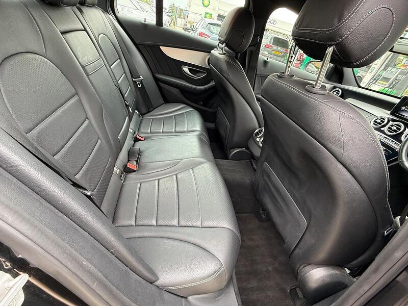 Mercedes-Benz C Class 2.1 C220d AMG Line 7G-Tronic+ Euro 6 (s/s) 4dr - U10003061